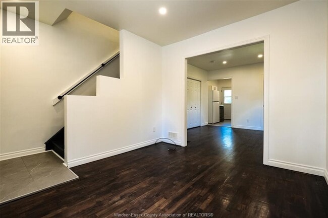 Building Photo - 330 Grove Ave