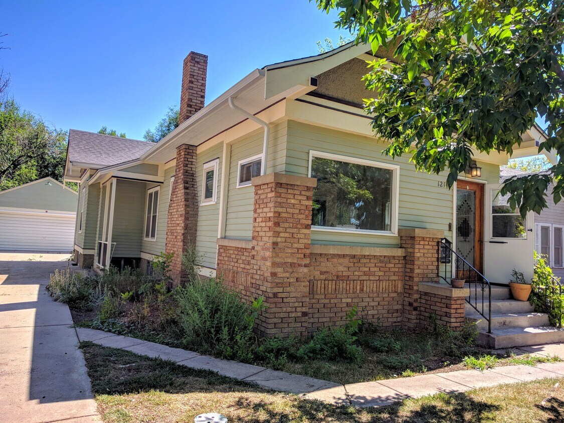 Foto principal - 1214 11th St