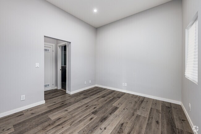 1 habitación, 1 baño - 400 pies cuadrados - Sala de estar - Sweet Spot Alert! Cozy 1 Bed in the Heart of LA
