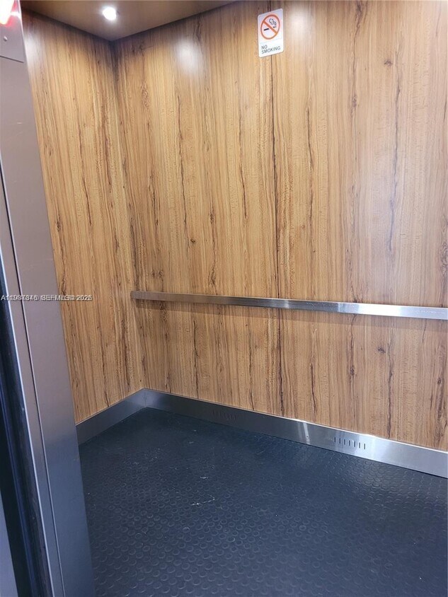 Foto del edificio - 9520 Seagrape Dr