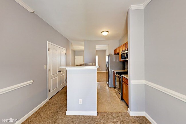 Building Photo - 9671 Mendenhall View Dr