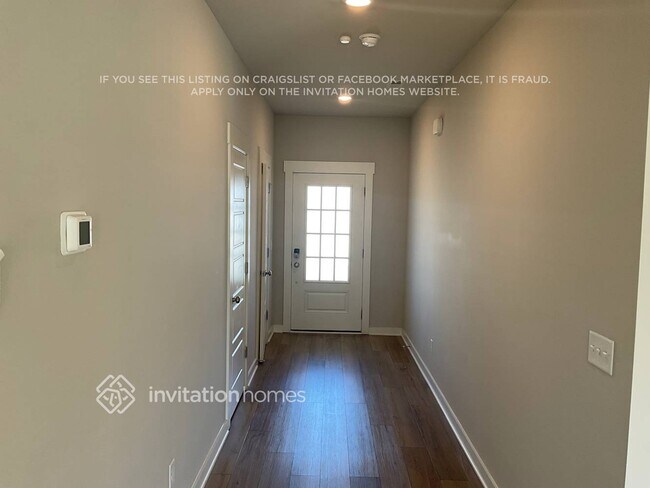Foto del edificio - 1031 Baltusrol Ln