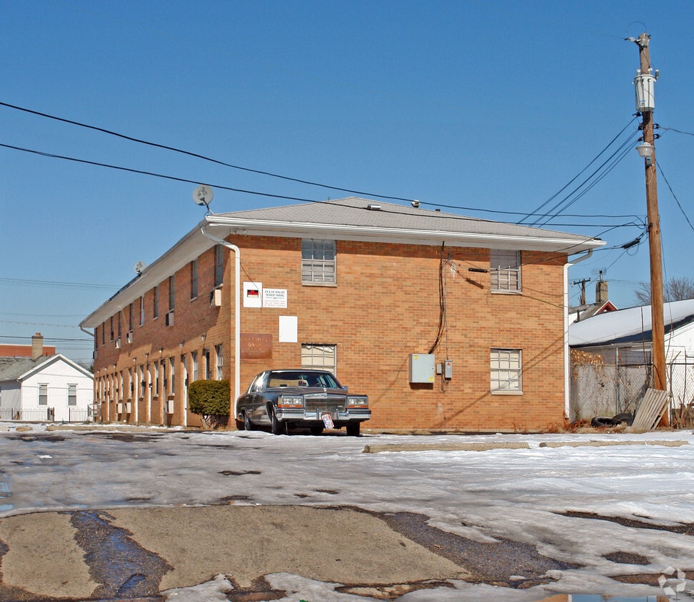 Building Photo - Xenia Ave