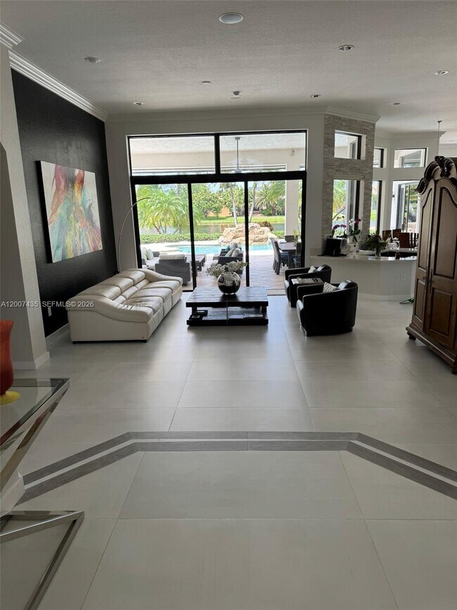 Foto del edificio - 15053 SW 40th St