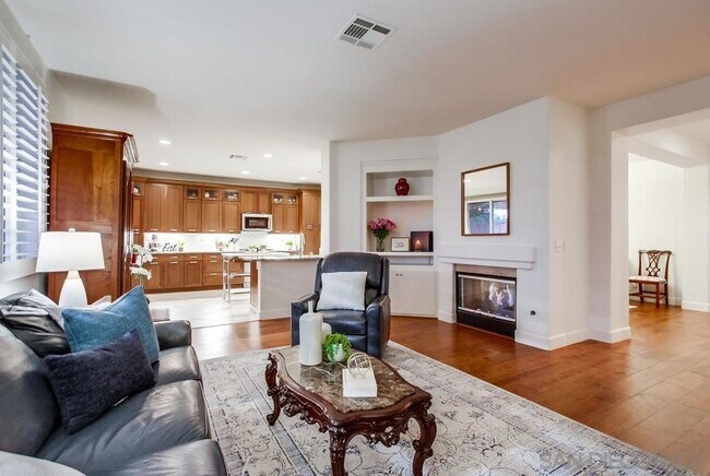 Foto del edificio - 913 Glendora Dr