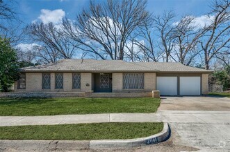 Building Photo - 2841 Scruggs Park Dr