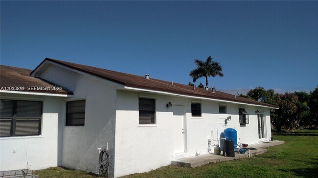 Building Photo - 19600 SW 256th St