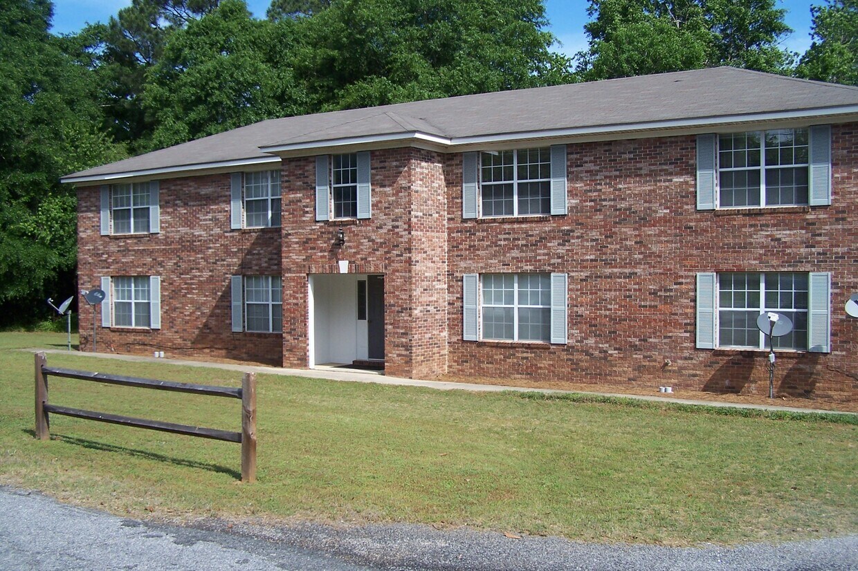 1117 Fairlane Dr, Louisville, GA 30434 Apartments in Louisville, GA