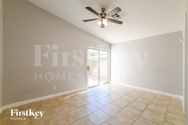 Building Photo - 4367 E Campo Bello Dr