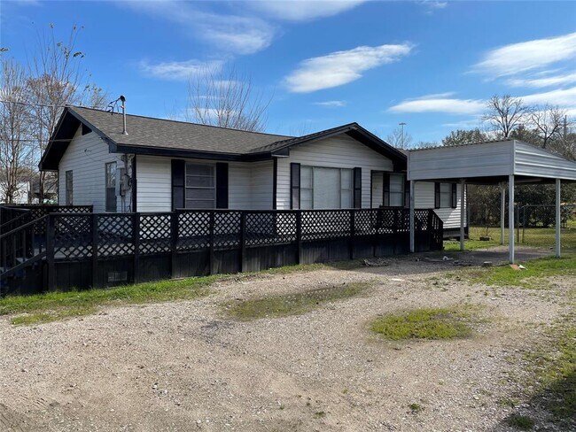 Foto del edificio - 5914 Edward Dr