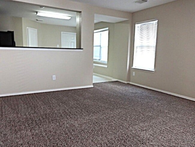 Foto del edificio - 9514 Narnia Springs Ct