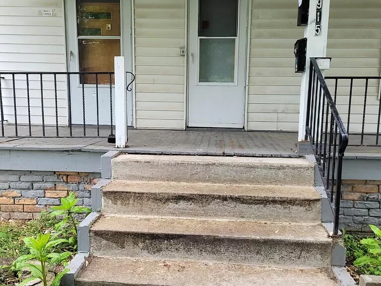 3915 Lockwood Ave, Toledo, OH 43612 Townhome Rentals in Toledo OH