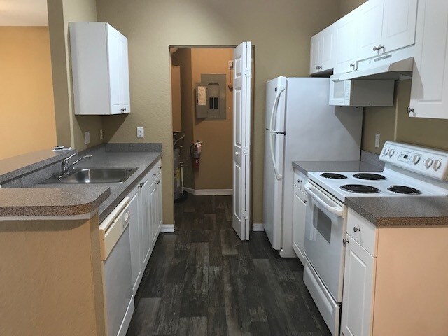Foto del edificio - 860 Grand Regency Pointe