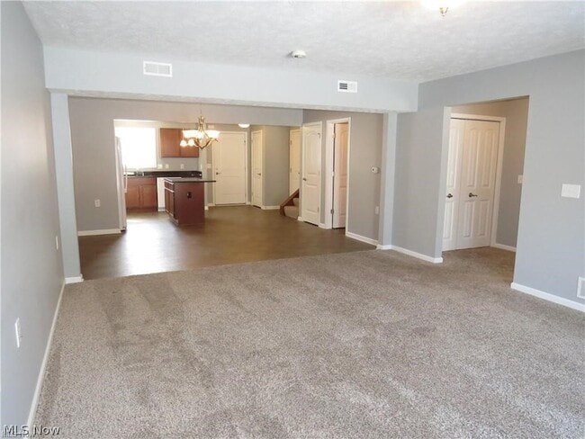 Building Photo - 1733 Blase Nemeth Rd