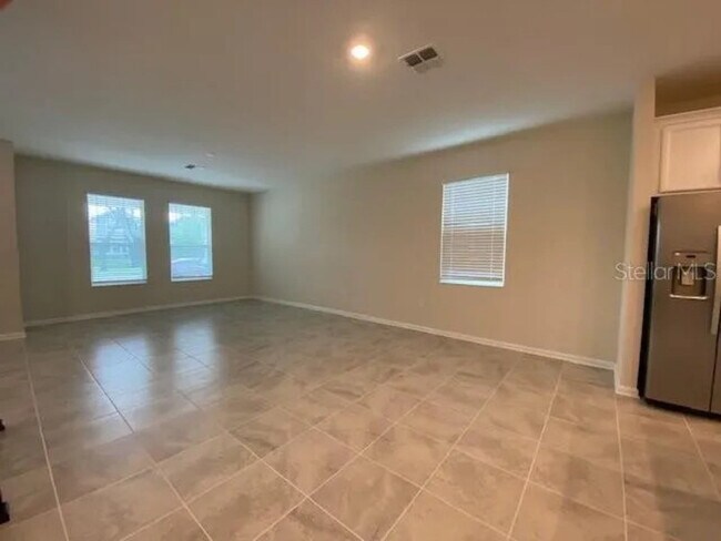 Foto del edificio - 17045 Quicksilver Ave