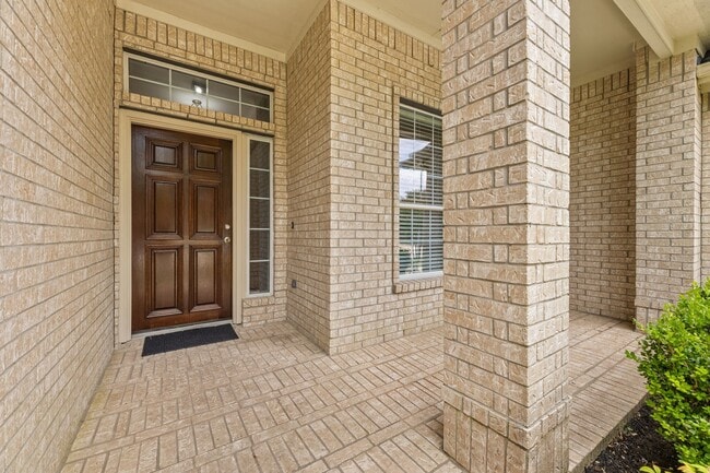 Building Photo - 1221 Torchwood Dr
