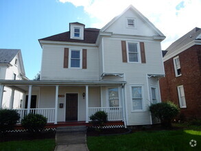 Building Photo - 436 Elm Ave