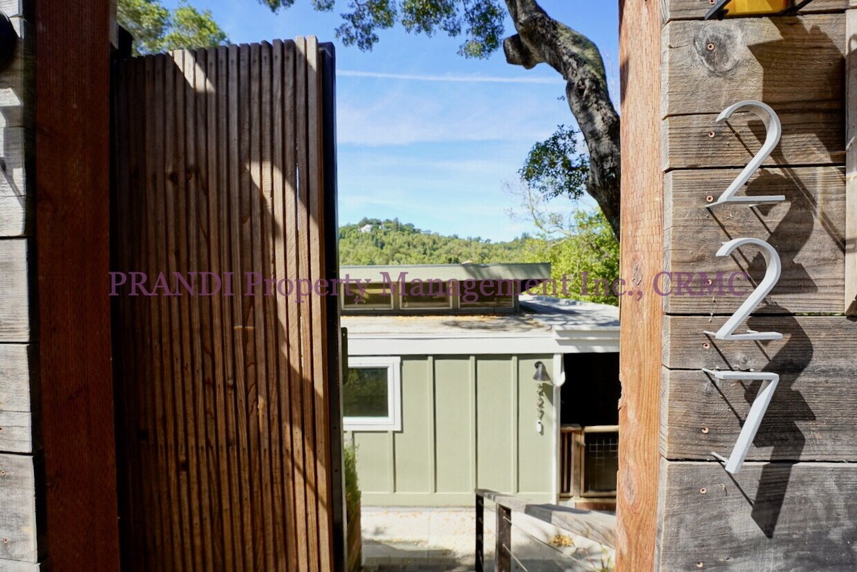 Foto principal - Air Conditioned San Rafael House with Pano...