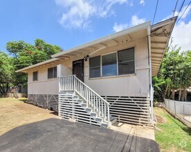 Building Photo - 2476 E Manoa Rd