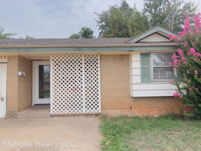 Building Photo - 3 br, 1 bath House - 820 N Gale