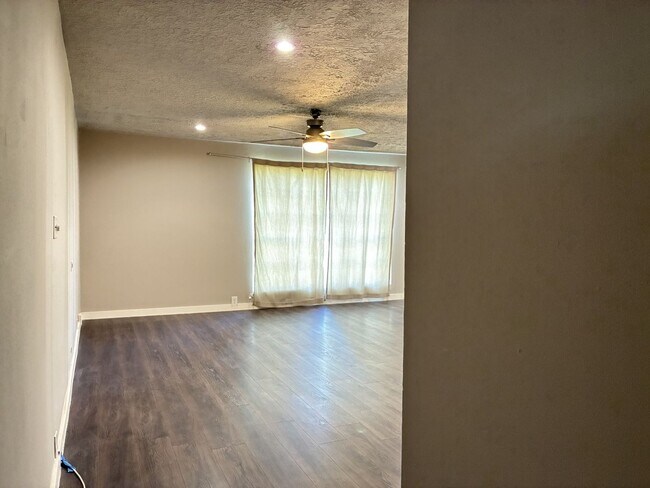 Foto del edificio - 7510 Shady Villa Lane #22
