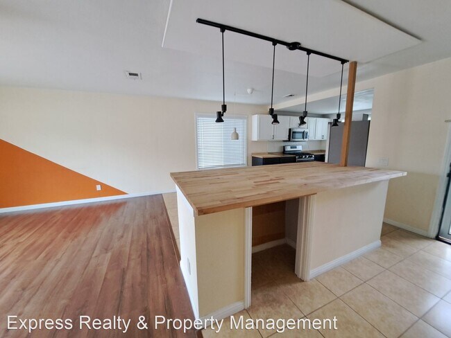 Building Photo - 3 br, 2 bath House - 3819 La Campana Ct