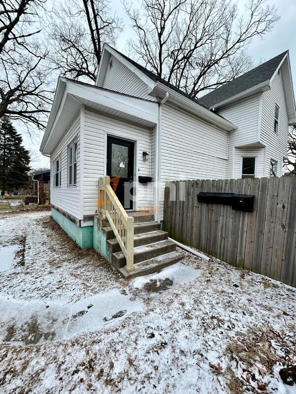 Building Photo - 421 1/2 Walker St (Upper)