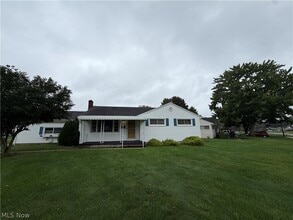 Building Photo - 3135 Estates Cir