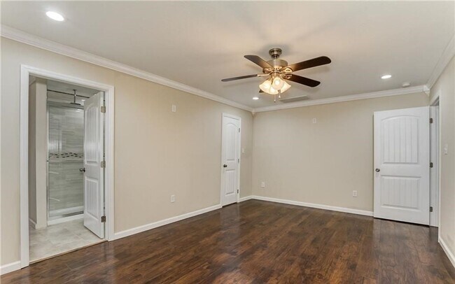 Building Photo - 6600 1/2 Flatwoods Road - Northport - 3 Bedroom 2 Bath