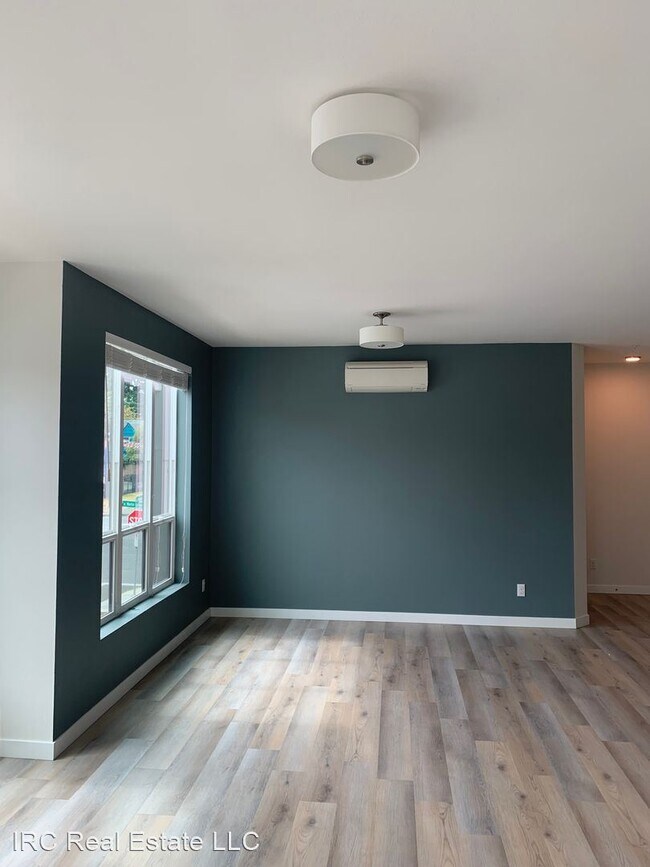 Foto del edificio - 2 br, 2 bath House - 425 NE Bryant st  201