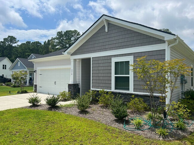 Foto del edificio - Little River like-new Three-Bedroom Home, ...