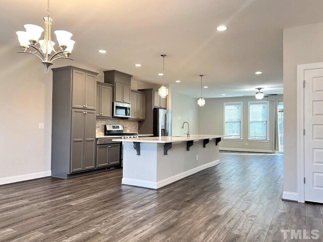 Building Photo - 933 Dalton Ridge Pl