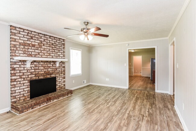 Building Photo - 4641 Flint Hill Rd SW