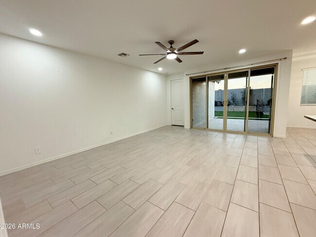 Foto del edificio - 11313 E Unger Ave