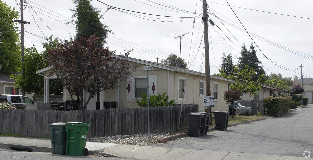 Foto principal - 203 Medford Ave