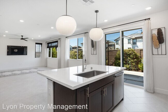 Foto del edificio - 4 br, 3 bath House - 4436 Tucker Drive