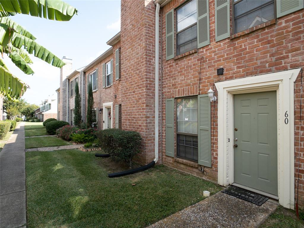Foto principal - 60 W Park West Dr