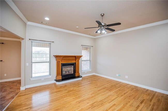 Foto del edificio - 2307 SW Chinquapin Ave
