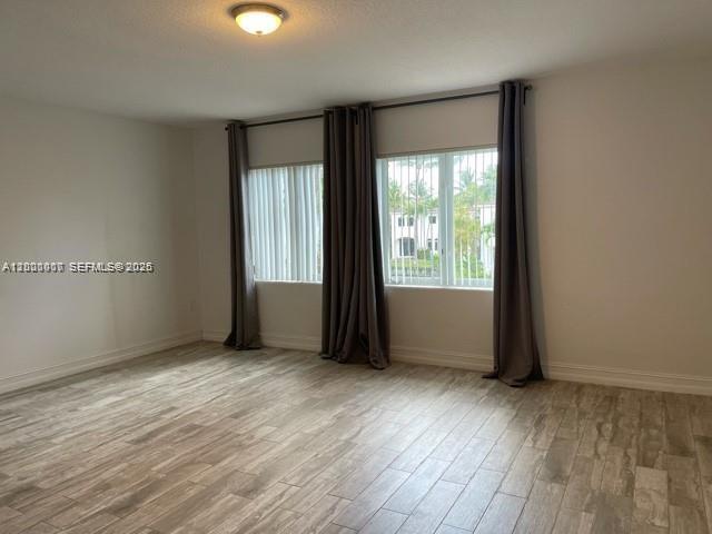 Foto del edificio - 20931 NE 30th Ct