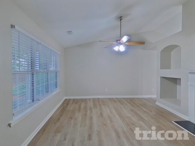 Foto del edificio - 628 Fairgreen Trail