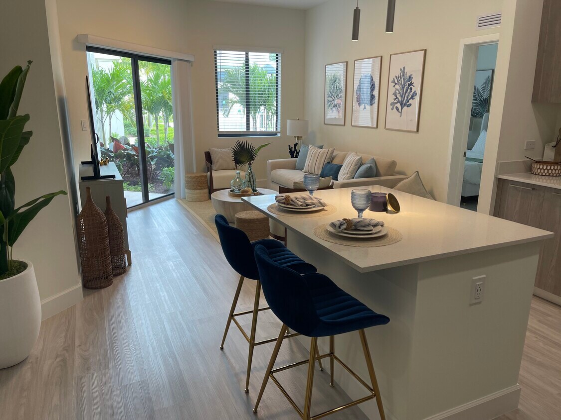 9950 NW 137th St Unit B4, Hialeah Gardens, FL 33018 Apartments in Hialeah Gardens, FL