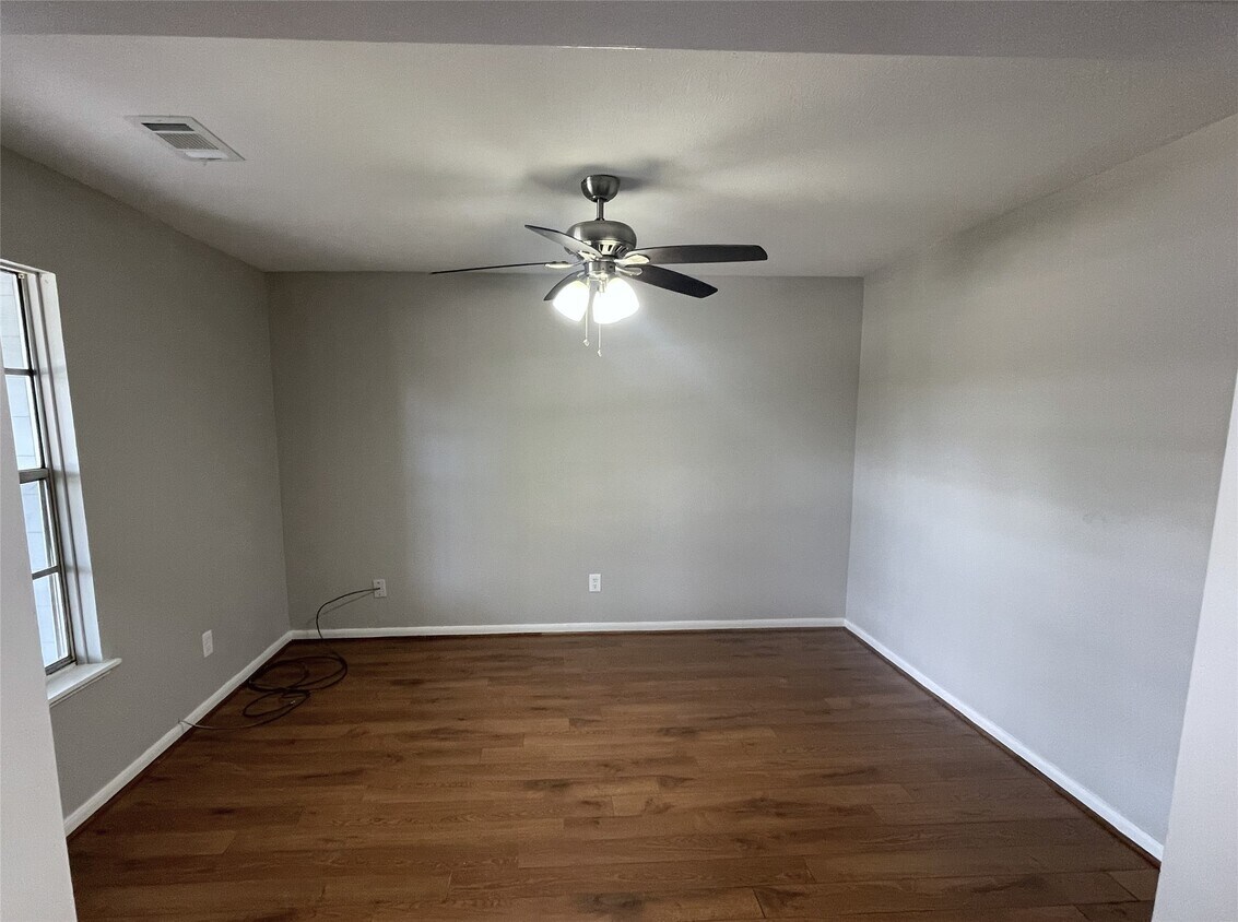 Foto del edificio - 10723 Southview St