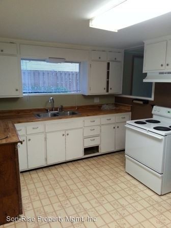 Building Photo - 4 br, 1 bath House - 7480 N Enterprise Rd