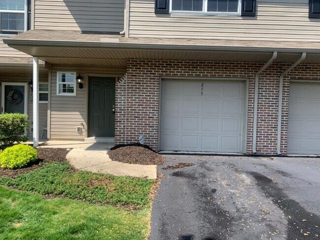 Building Photo - 275 Thrush Dr