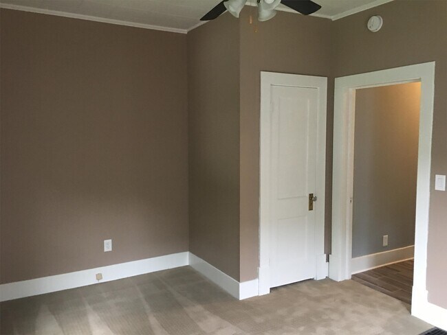 Foto del edificio - 1002 N 11th St