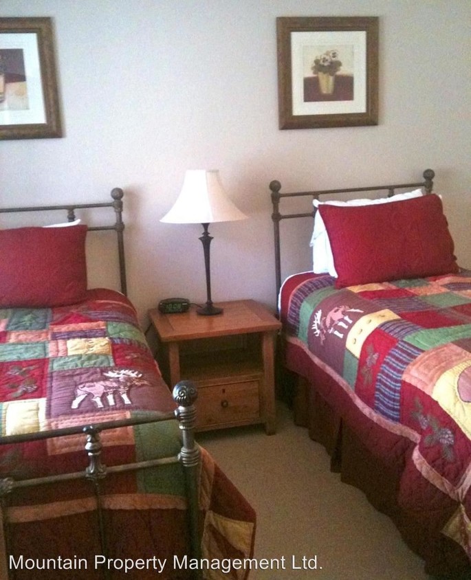 Foto principal - 1669 Redstone Ave