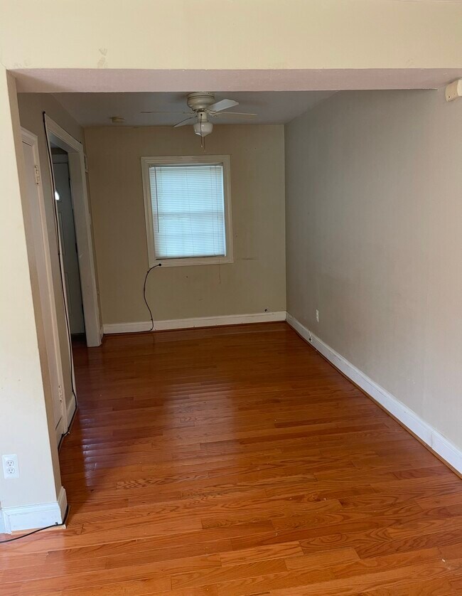 Foto del edificio - 2513 Colebrooke Dr
