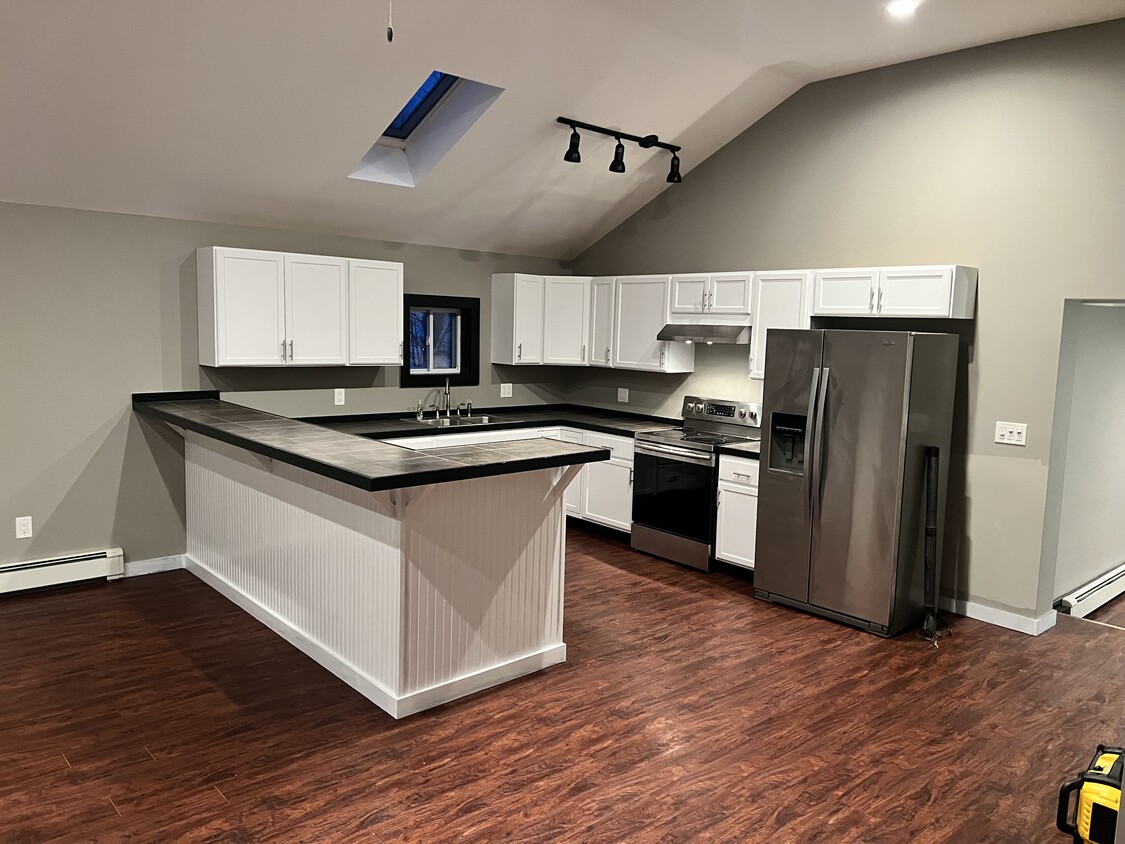 15 Bower St Unit Apartment 3, Bangor, ME 04401 Apartments in Bangor