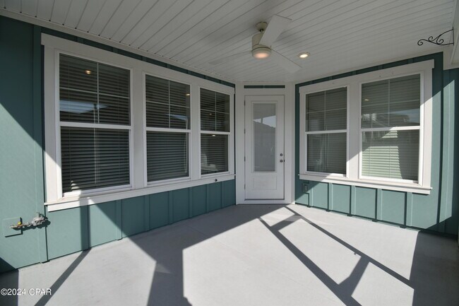 Foto del edificio - 3225 Veranda Ave