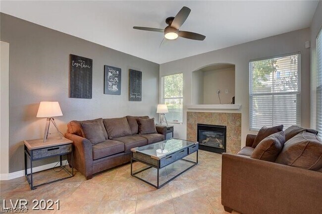 Building Photo - 10001 Peace Way